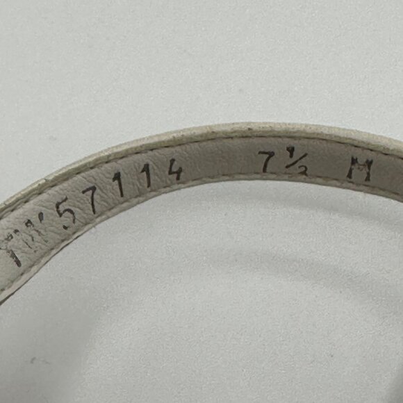 Stuart Weitzman Women's Trail Mix Leather Crystal Embellished Sandals Size 7.5 - Picture 8 of 8